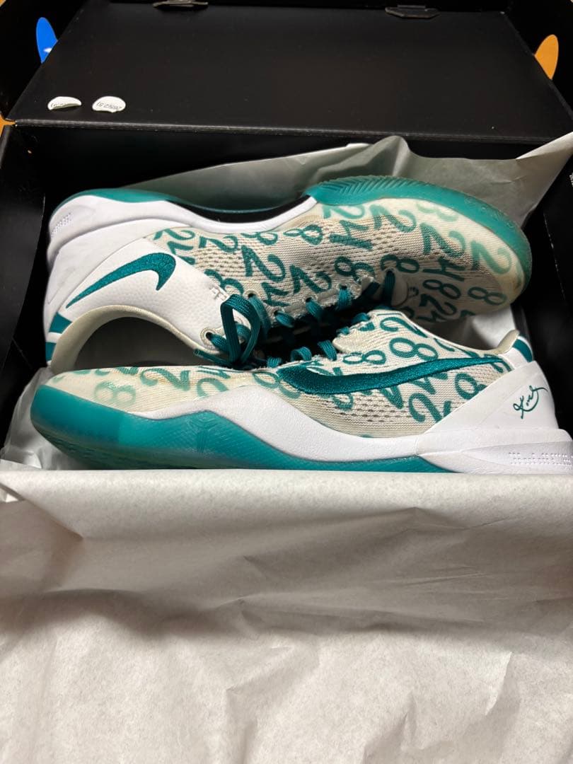 Nike Kobe 8 バスケットボールシューズ