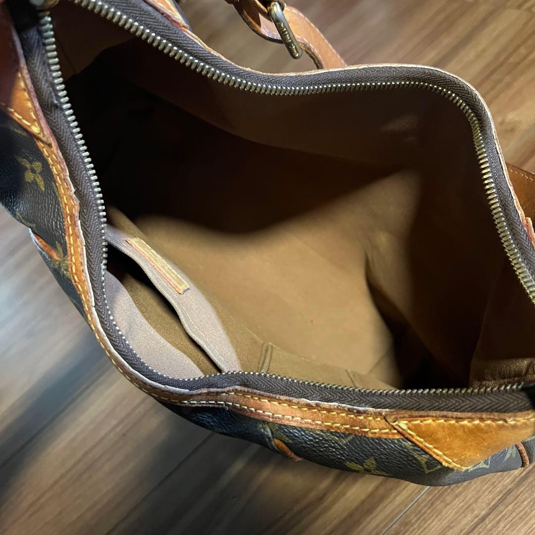 LOUIS VUITTON 「THAMES」ショルダーバッグ モノグラム