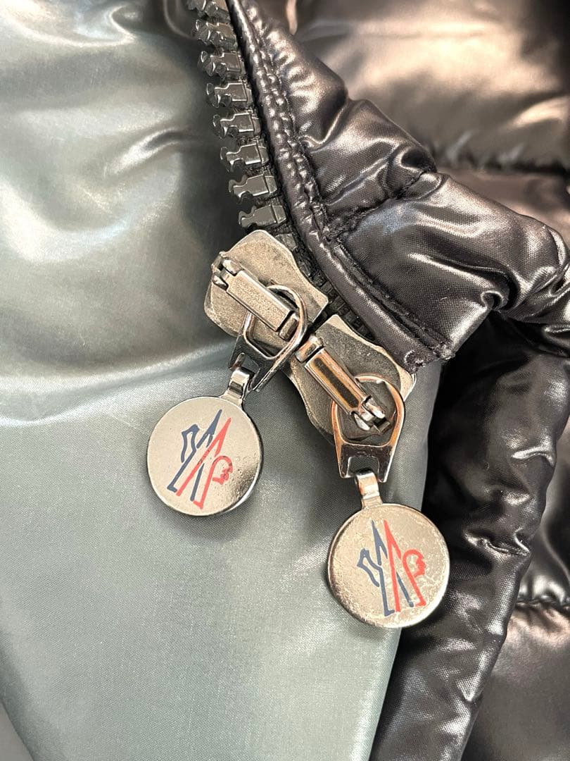 極美品モンクレールMAYAマヤ★サイズ2艶有黒L/モンクレールジャパン製正規品