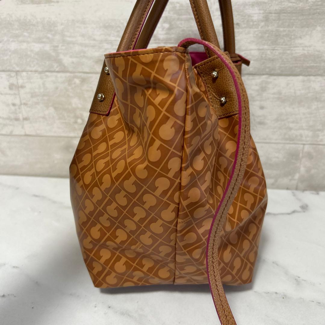 美品　GHERARDINI レザートートバッグ ブラウン　ピンク　リバーシブル