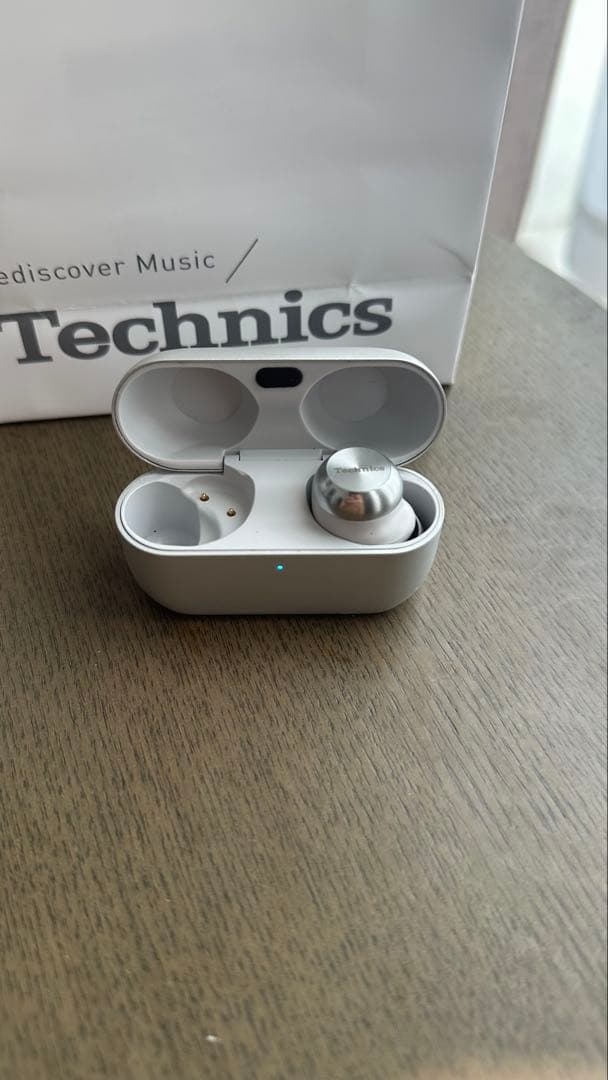 イヤホン Technics EAH-AZ100