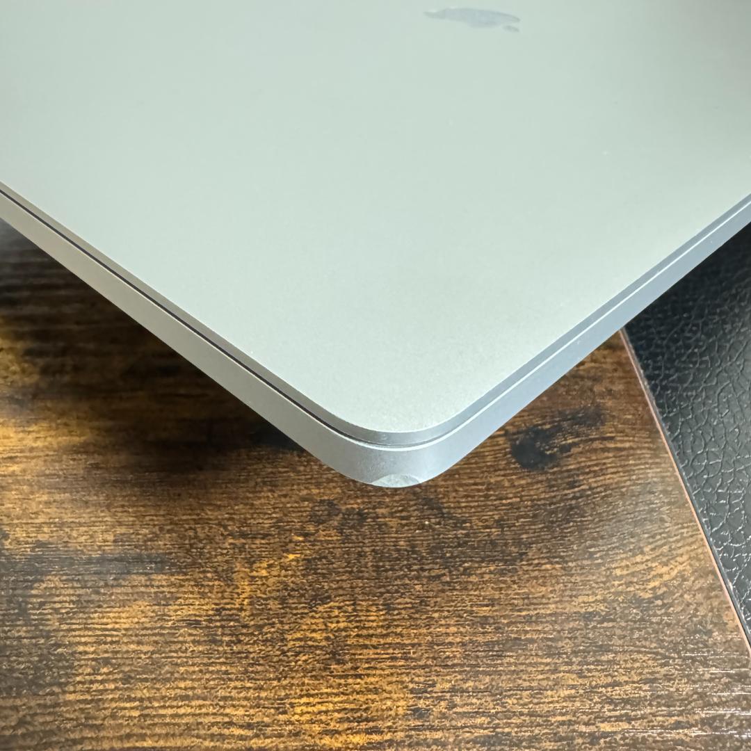 ★良品★MacBookProMVVL2J/A Corei9/32GB/SSD1T