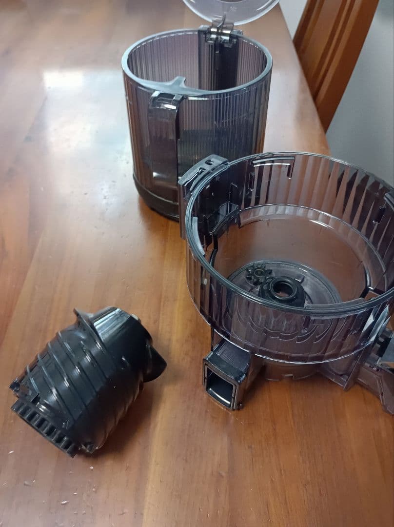 にんじんジュースにも！健康へ！HUROM H70ST コールドプレスジューサー