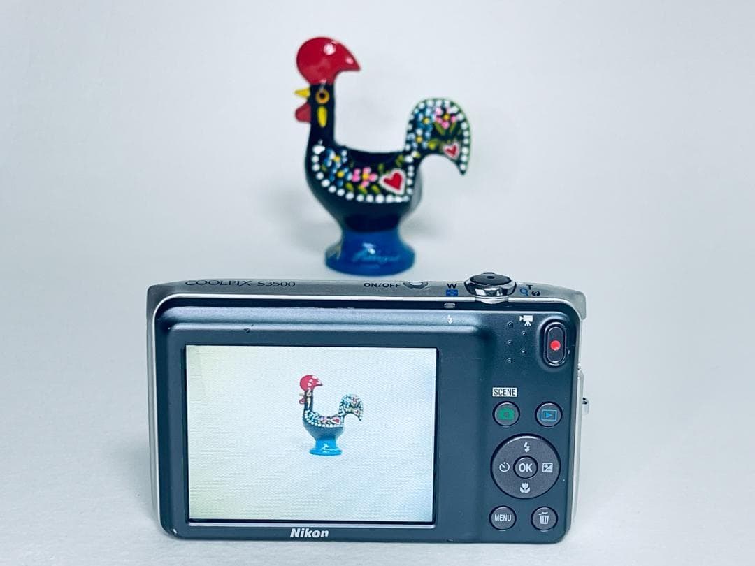 NIKON ニコン COOLPIX S3500 シルバー バッテリー SDカード