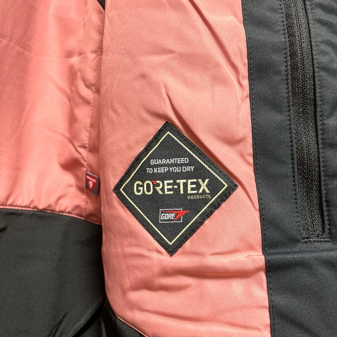 新品未使用✨極美品 ROXY スノーボードジャケット花柄 薔薇 ジャケットのみ