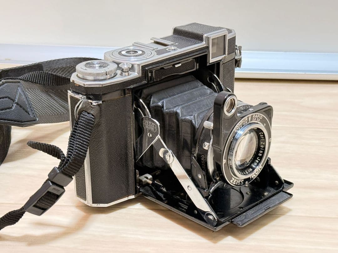 ZEISS IKON SUPER IKONTA 532/16 デジタルカメラ