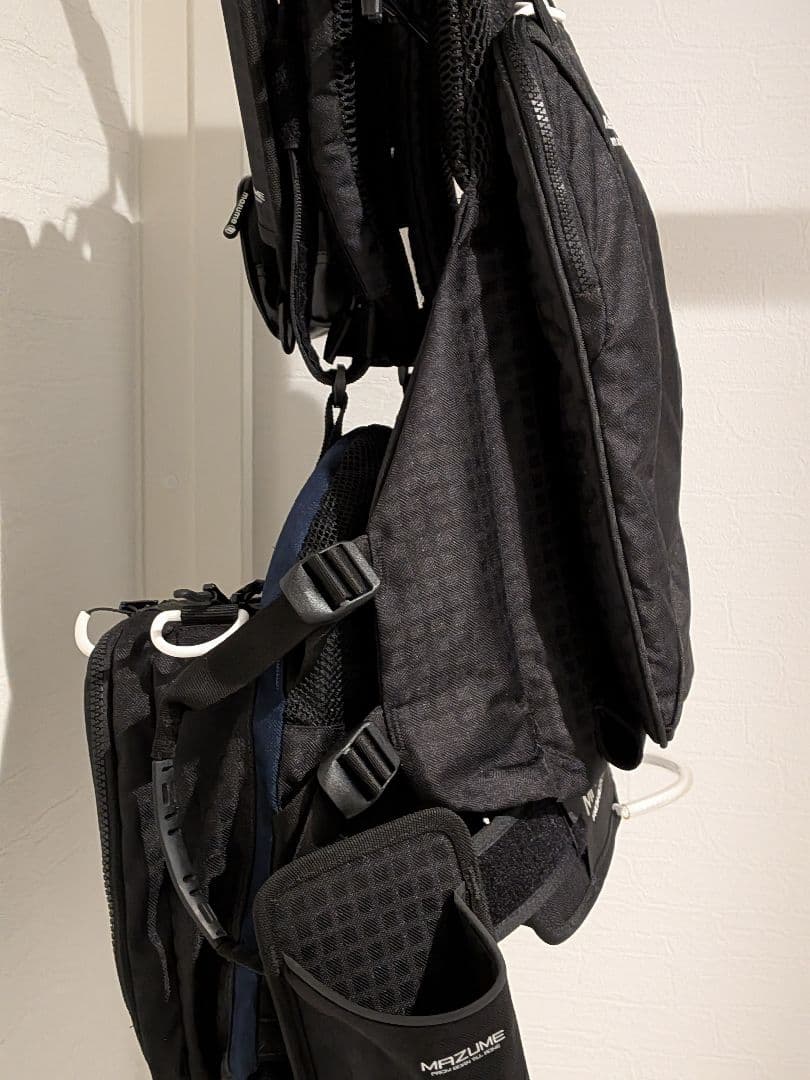 ショウ マズメ レッドムーンライフジャケット サーフスペシャルIII