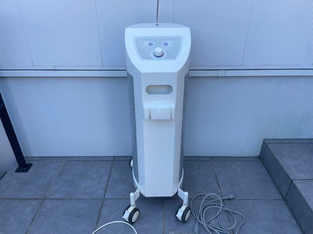 ヴァリュゲイツ Jet Clear 美顔器 エステ 美容機器 フェイシャルケア