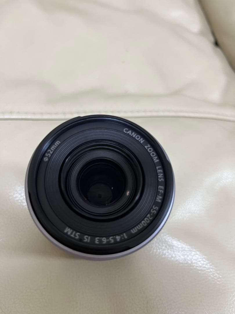 Canon EOS M100 ホワイト レンズ2本・カメラカバー付き