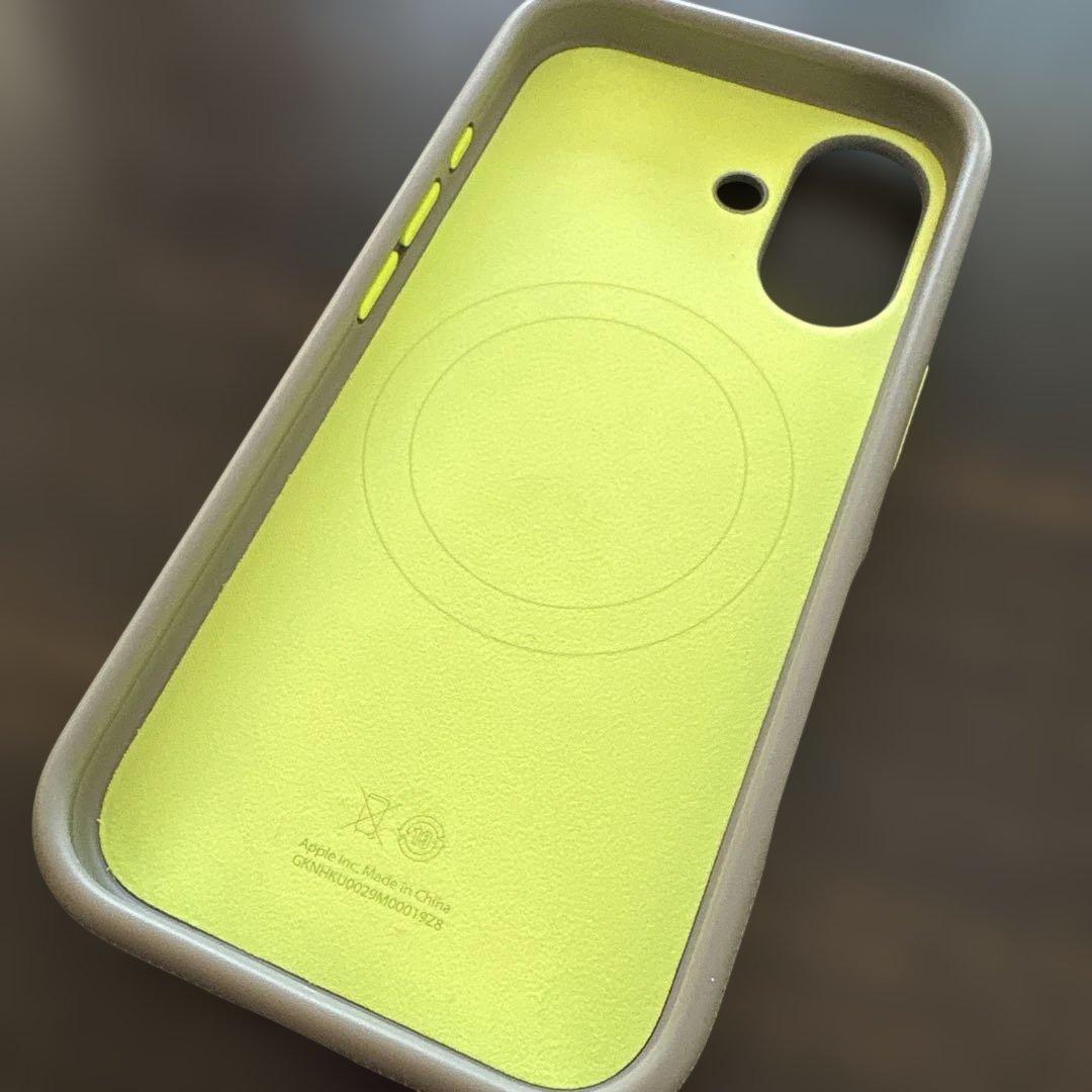 Beats iPhone 17 美品　MagSafe アルパイングレイ　アップル