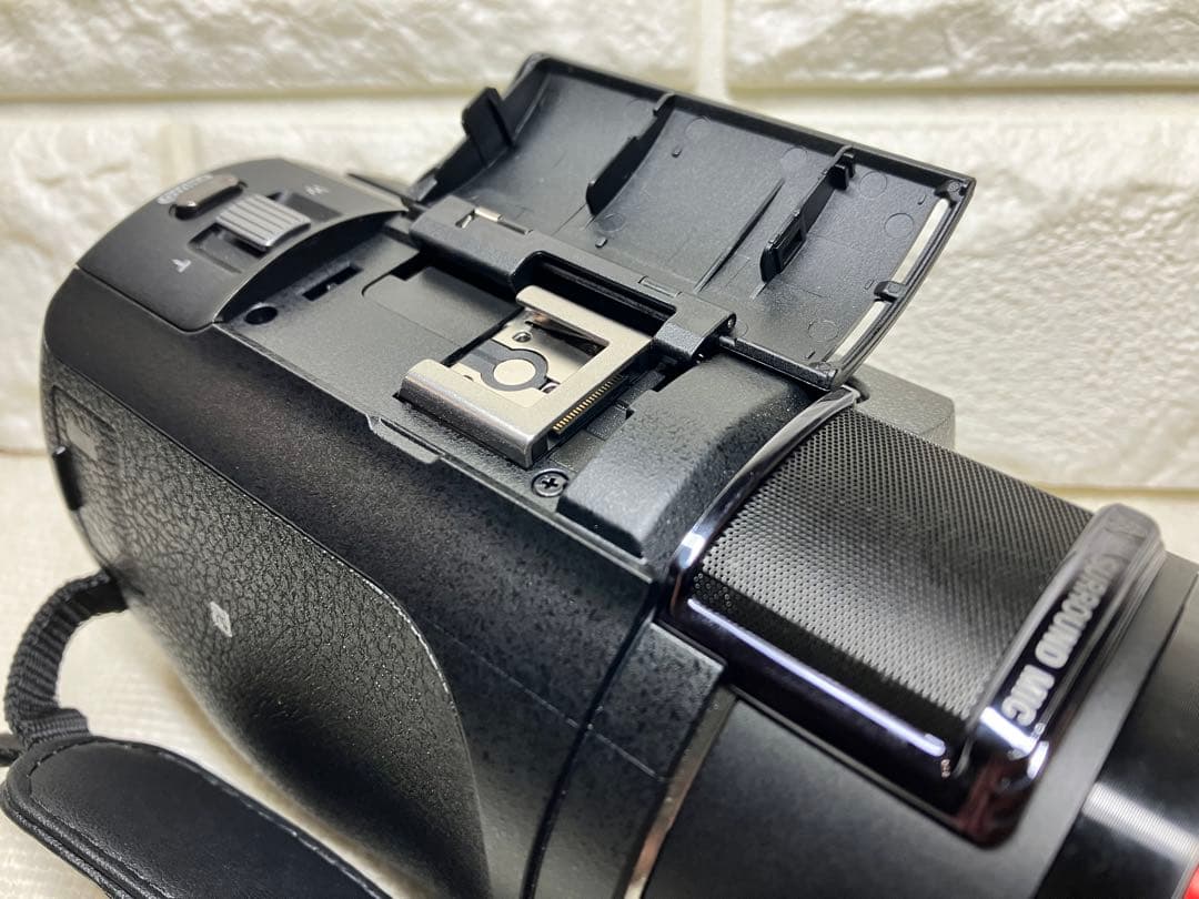 わ*ん様 SONY　デジタル 4K ハンディーカム　FDR-AX45【新品】オプ