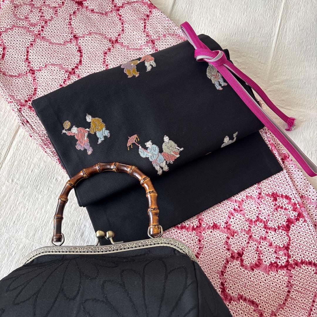 プロフィールご覧下さいJNKM二点❤️名古屋帯人物文様　黒　正絹　帯専用袋付