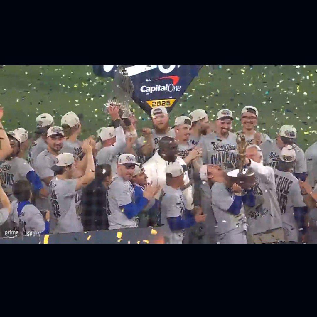 大谷翔平/ロサンゼルス・ドジャース／ワールドシリーズ優勝／Tシャツ XL