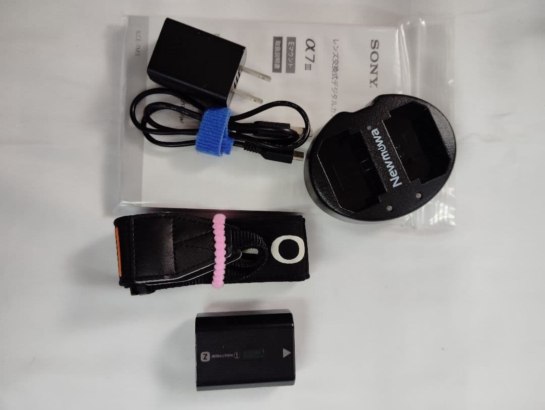 Sony α7 III ミラーレス一眼カメラ　中古品