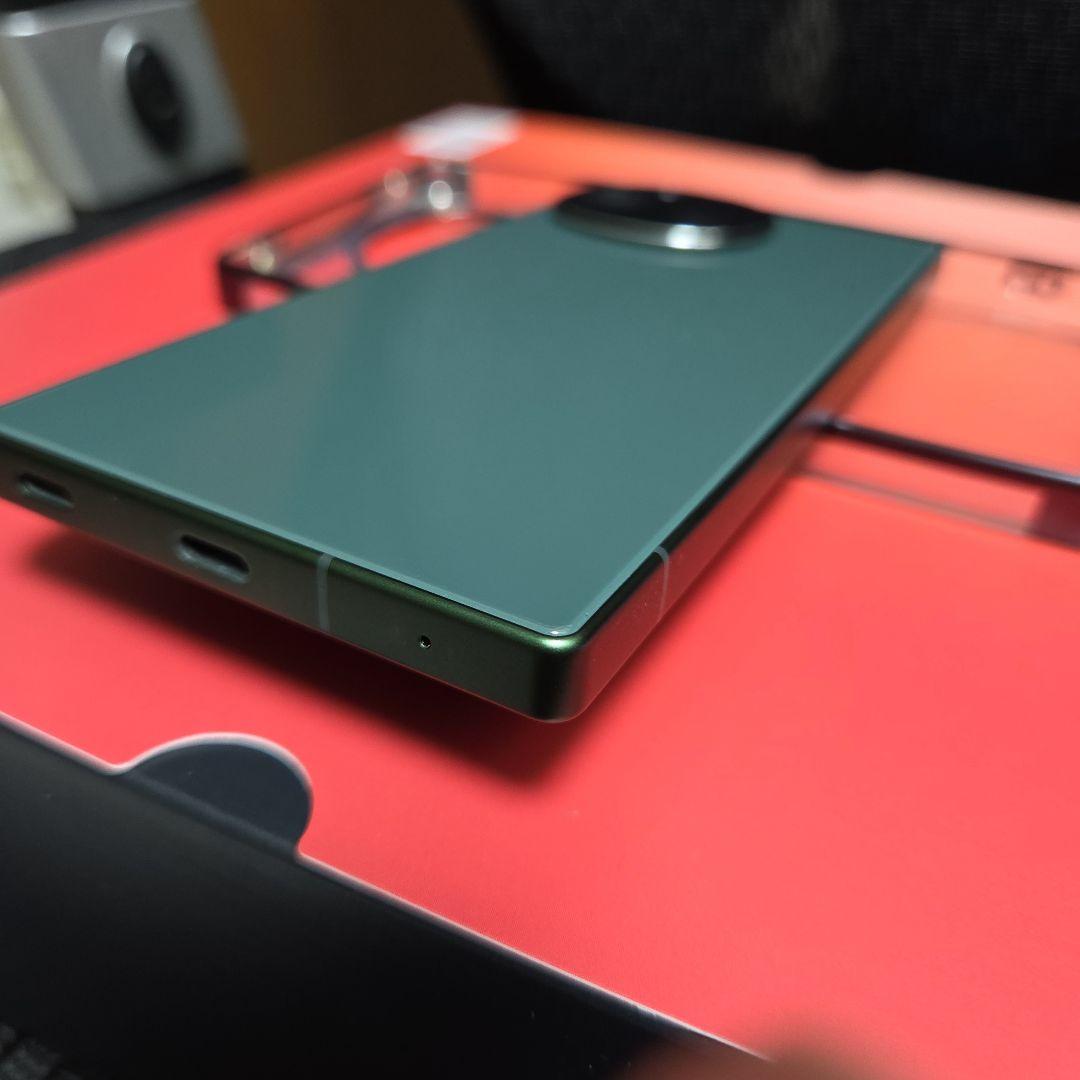 SHARP AQUOS R9 SH-M28 本体