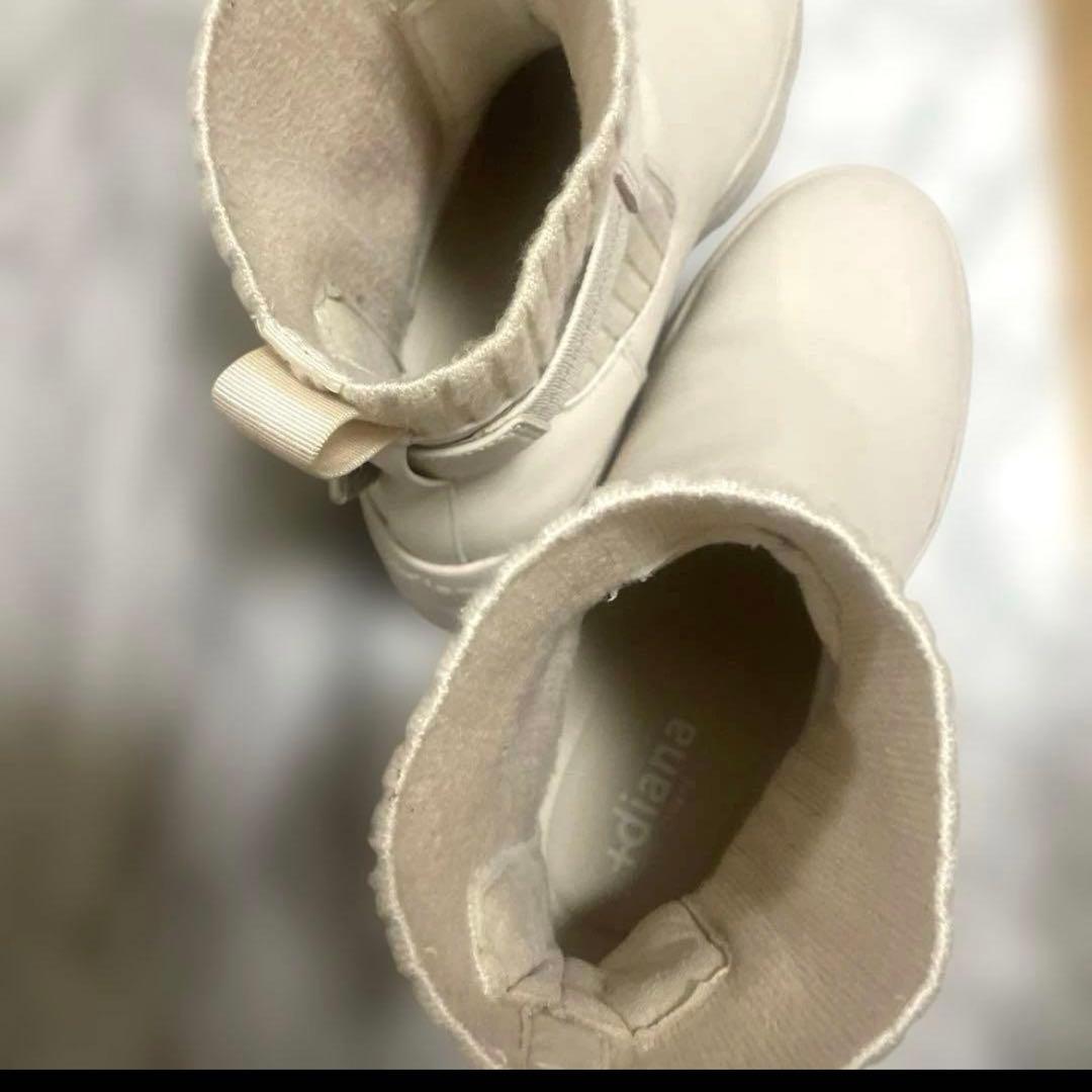 +diana プラスダイアナ　撥水 クリスタルバックル ショートブーツ　23.5