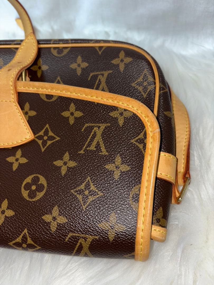 ⭐️ルイ・ヴィトン・ソローニュショルダーバック