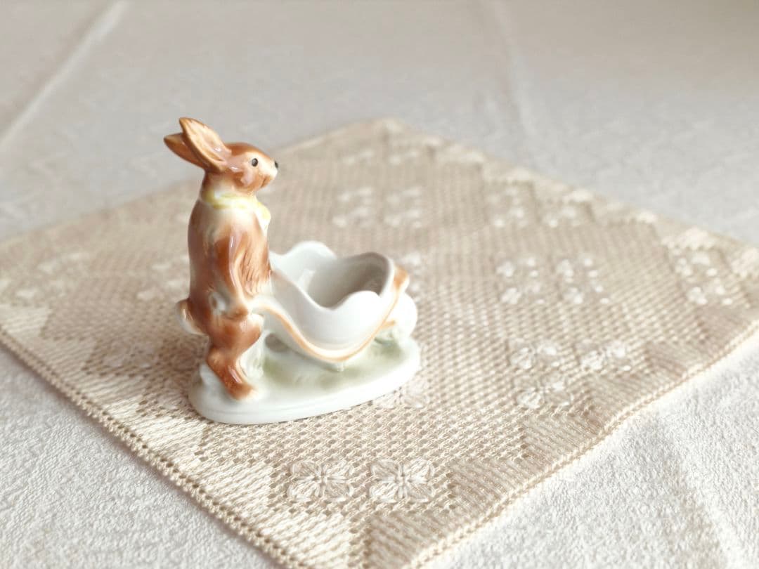 * pottery rabbit ୨୧ * お手伝い上手な ステキなうさぎさん