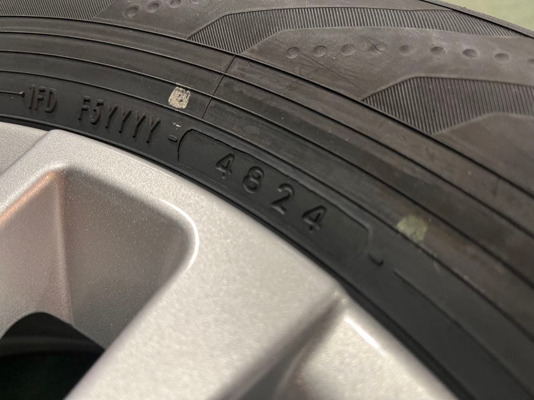 トヨタ　40アルファード　17インチ純正タイヤホイール