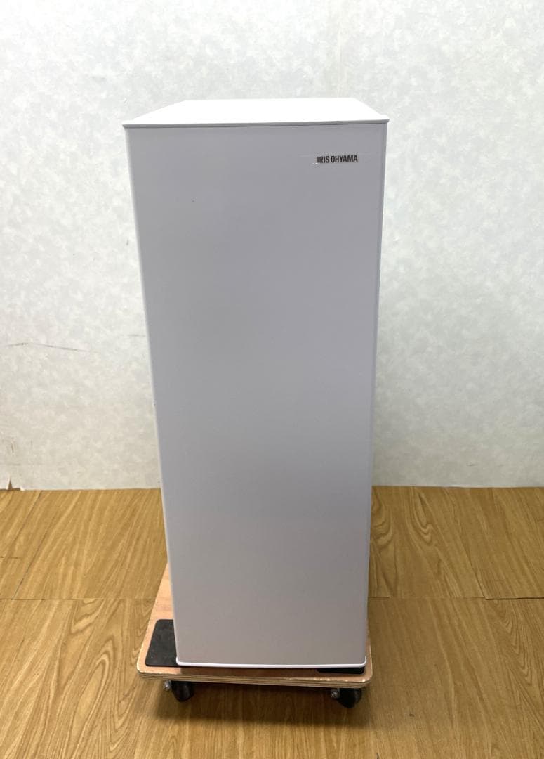 K♢031 アイリスオーヤマ １ドアスリム冷凍庫 IUSN-8A-W