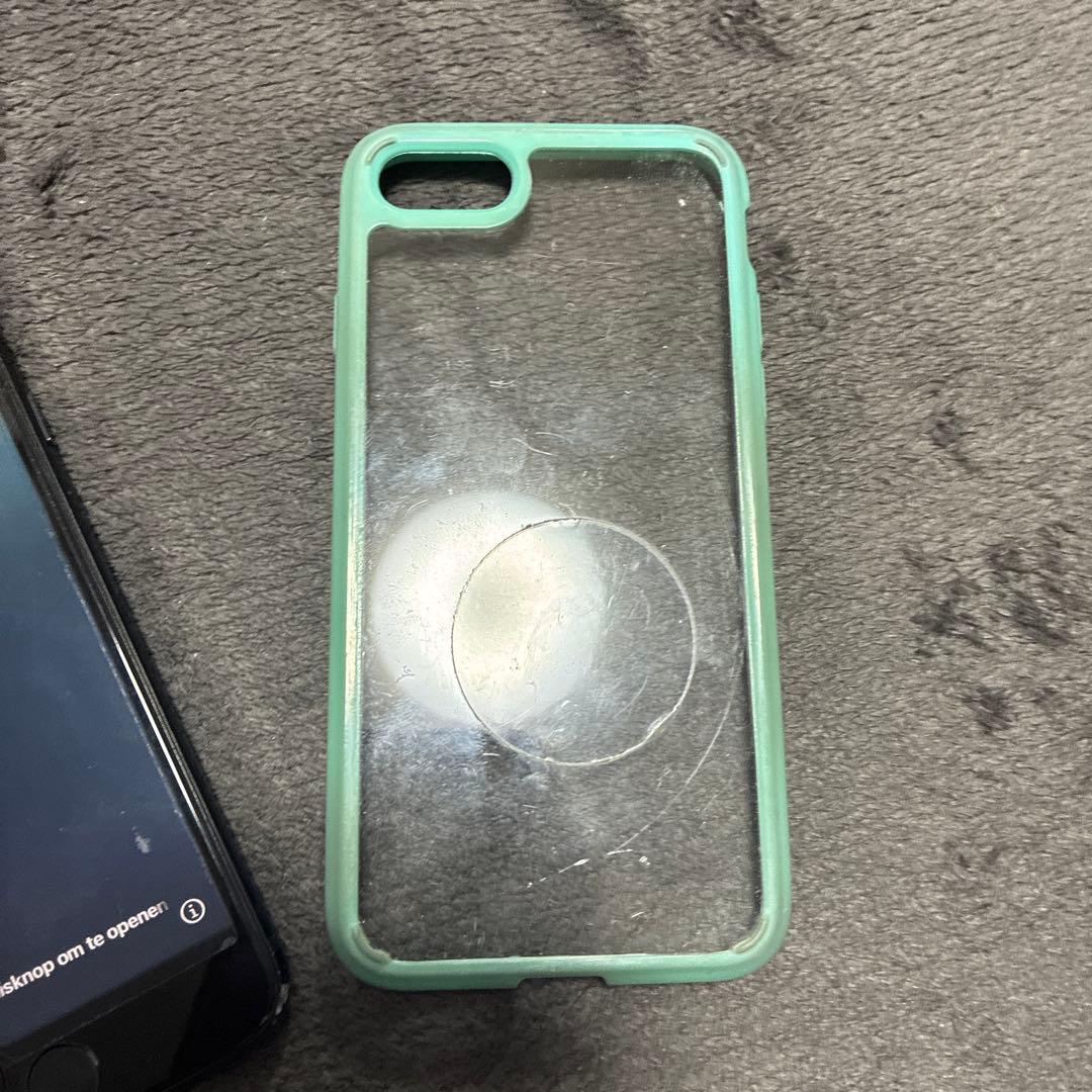 iPhone SE3 中古　64GB ミッドナイト　黒