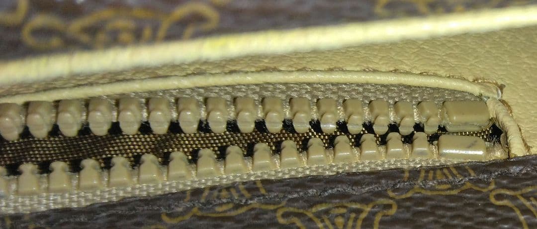 APJ18 セリーヌ マカダム ショルダーバッグ クロスボディ ゴールド金具