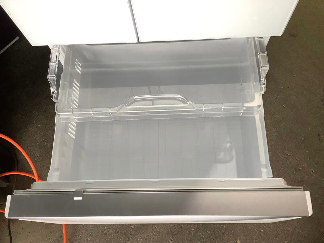 ま 三菱 6ドア冷蔵庫 MR-WX52E-W 517L