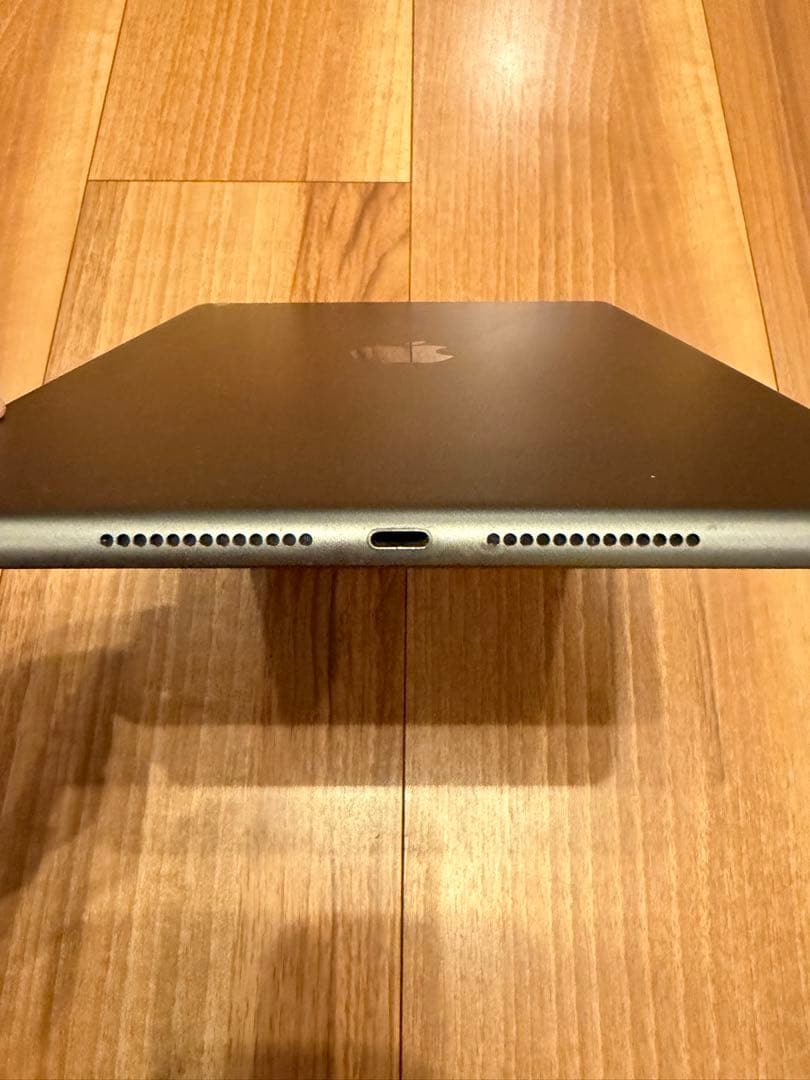 iPad 第9世代 64GB + ロジクール Combo Touch セット