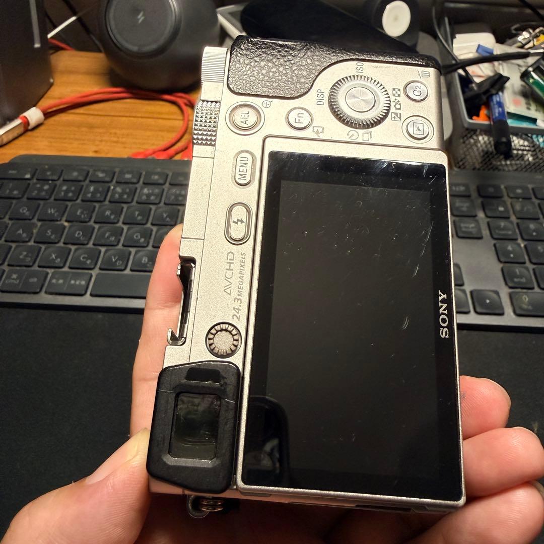 Sony ミラーレスカメラ a6000 + E 18-55mm OSS