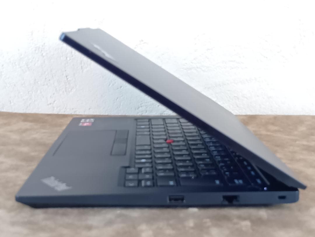 【特価品】ThinkPad E14 Gen6 Ryzen7/16GB/1TB