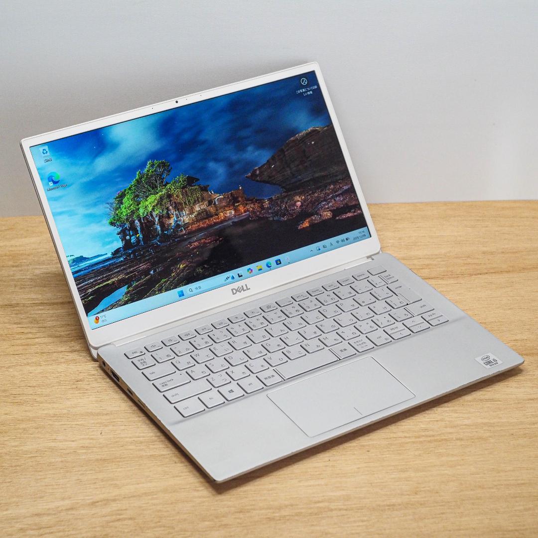 Dell Inspiron 13 7391、8GB メモリ、256GB SSD
