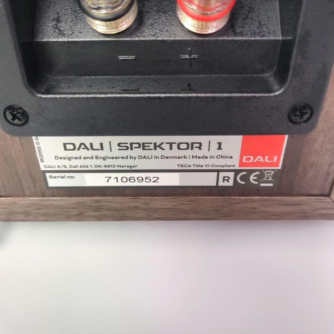 【ほぼ美品】DALI SPEKTOR1 ウォルナット ブックシェルフスピーカー
