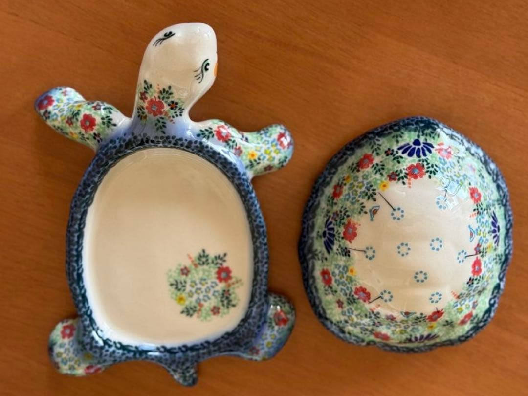 ポーランド陶器　ガリア社　カメの小物入れ