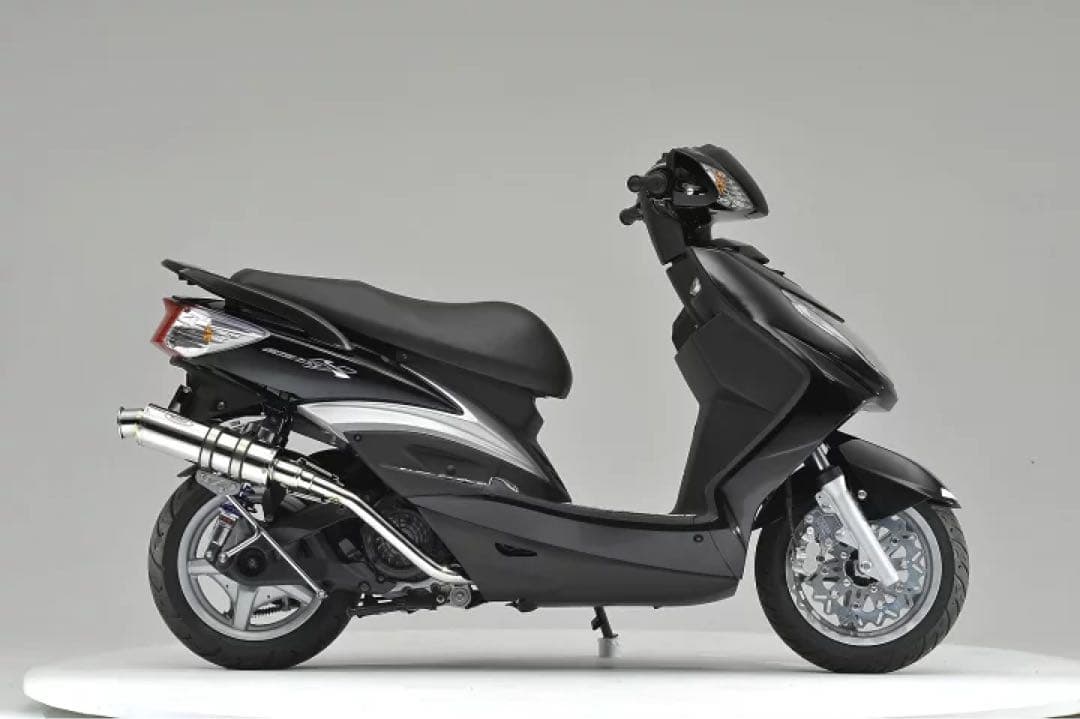Realizeヤマハ シグナスX125 O2 台湾5期 22Racing