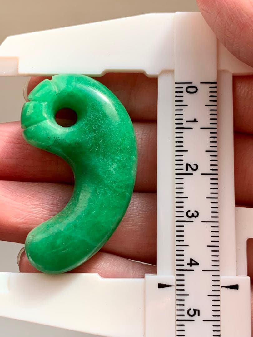 古墳期　出土　ろうかん糸魚川翡翠勾玉　縄文　弥生　石器　大珠　根付　土器　化石