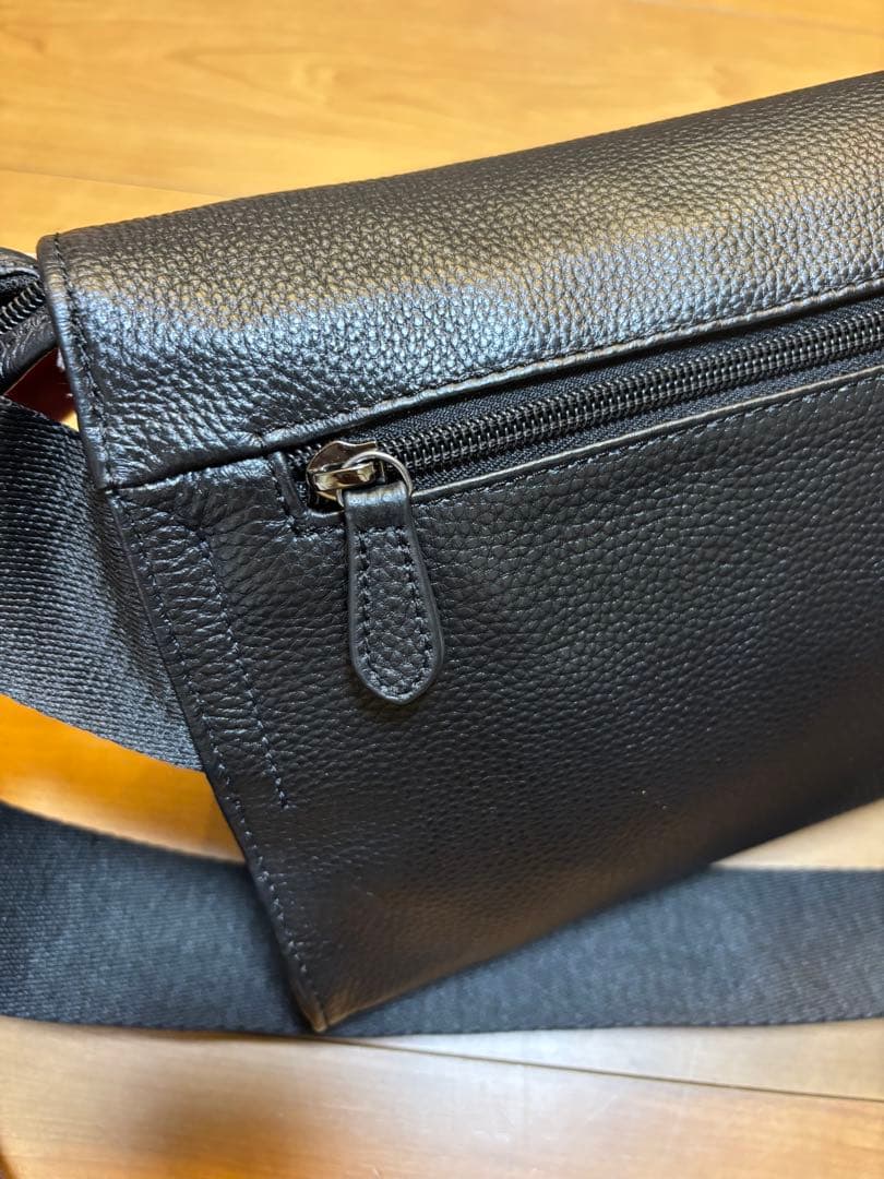 ear PAPILLONNER　イアパピヨネ 【WEB限定】柄テープボディバッグ