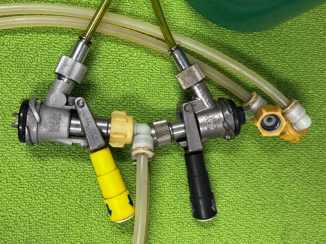 【中古】VT-30CW ビールサーバー/ボンベ/減圧弁