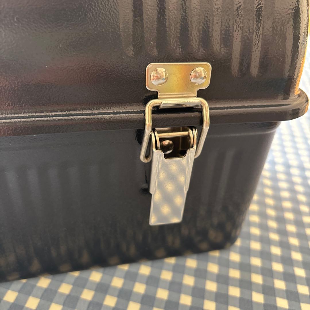 【新品未使用】STANLEY スチール製ランチボックス 紺色