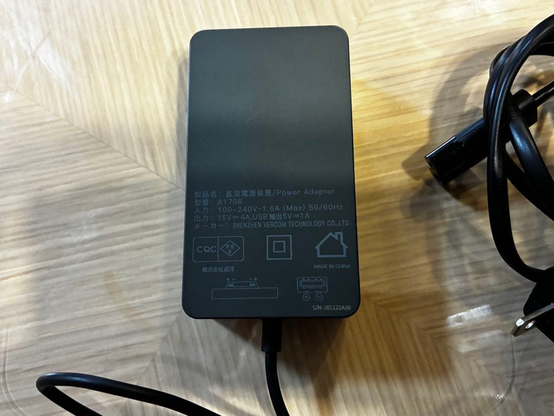 Microsoft Surface Laptop Go2 シルバー