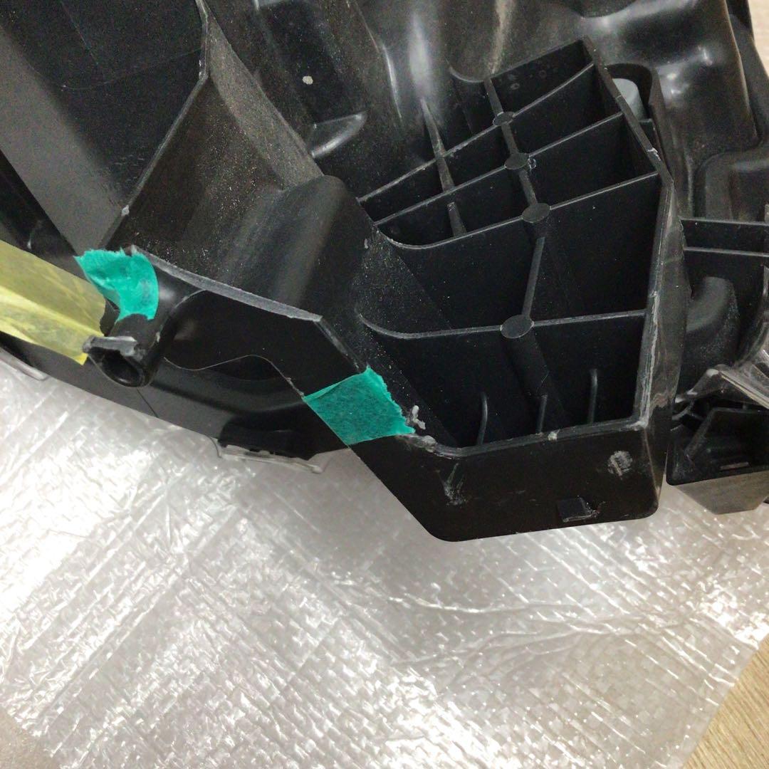 アルファード(AYH30)・左3眼ヘッドランプユニット（ジャンク品）