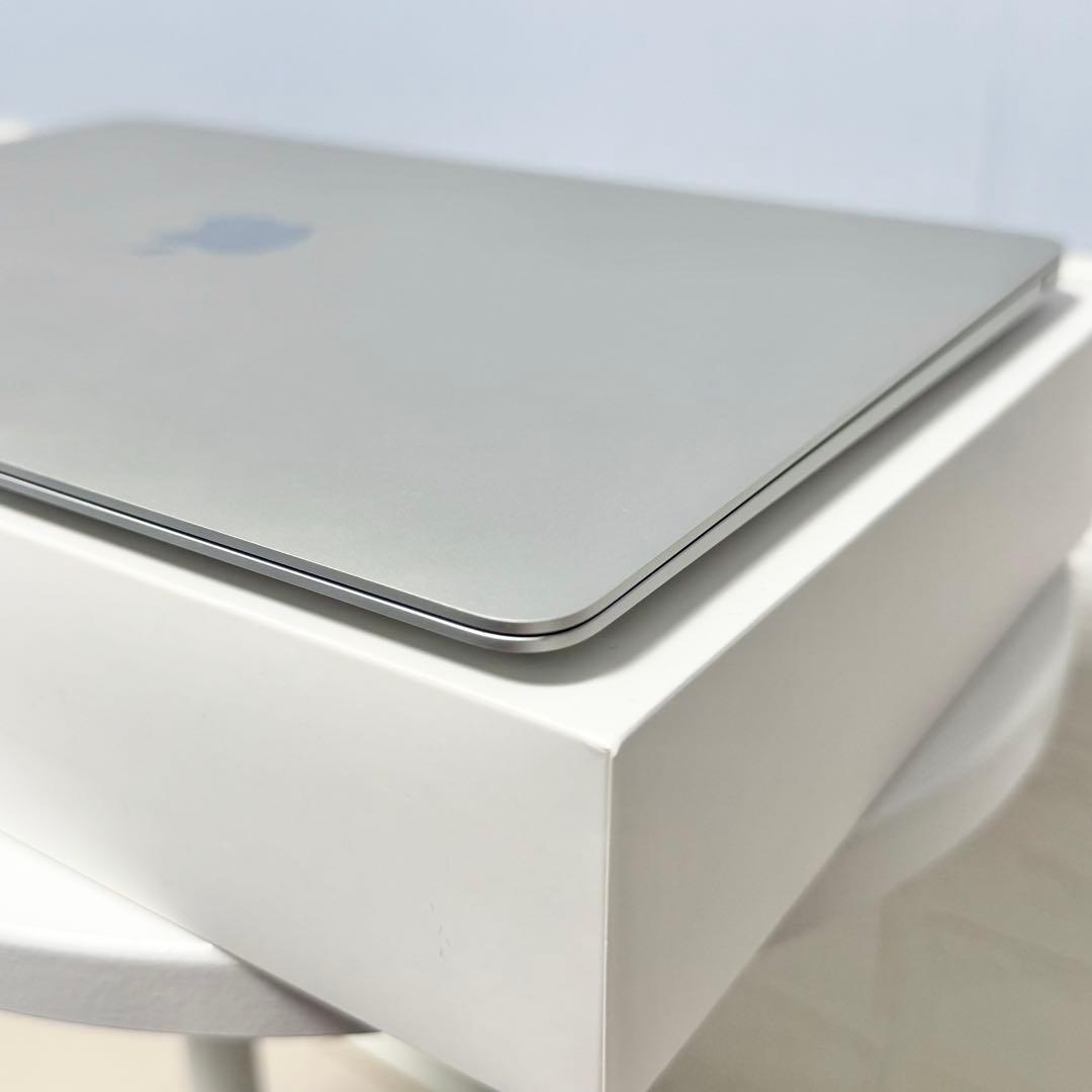【美品】Macbook Air M1 2020 シルバー 16GB/256GB