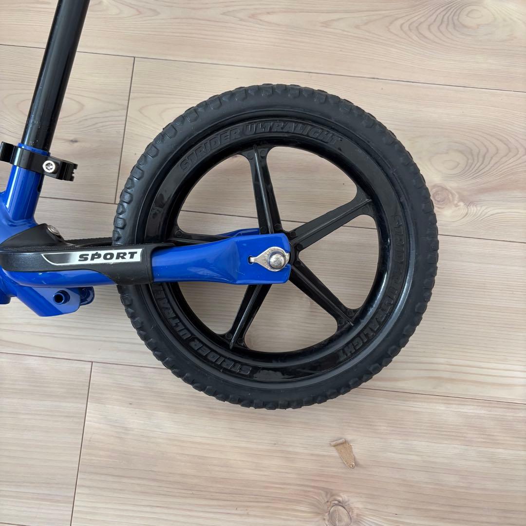 STRIDER バランスバイク 青　スポーツ