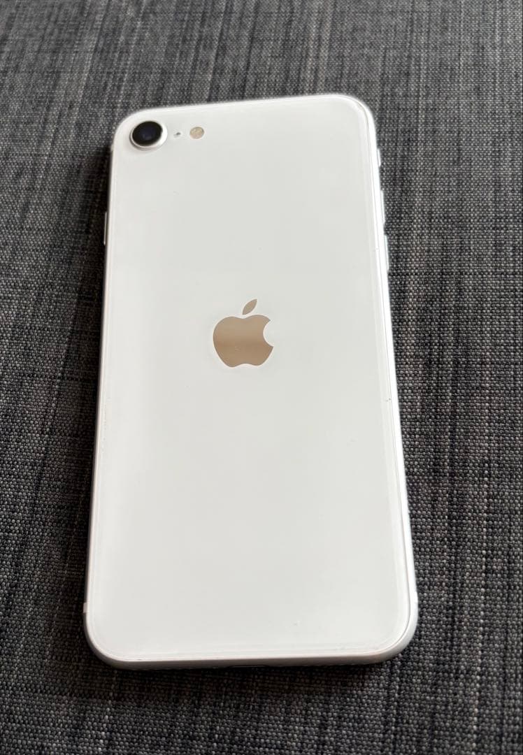 Apple iPhone SE (第2世代) ホワイト 本体　SIM フリー