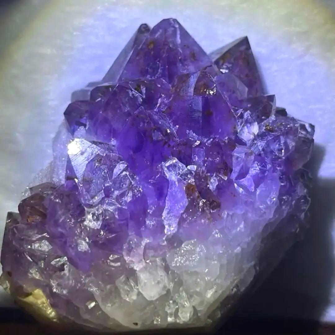 アメジストクラスター　原石　紫水晶　カルサイト　カコクセナイト　　天然石