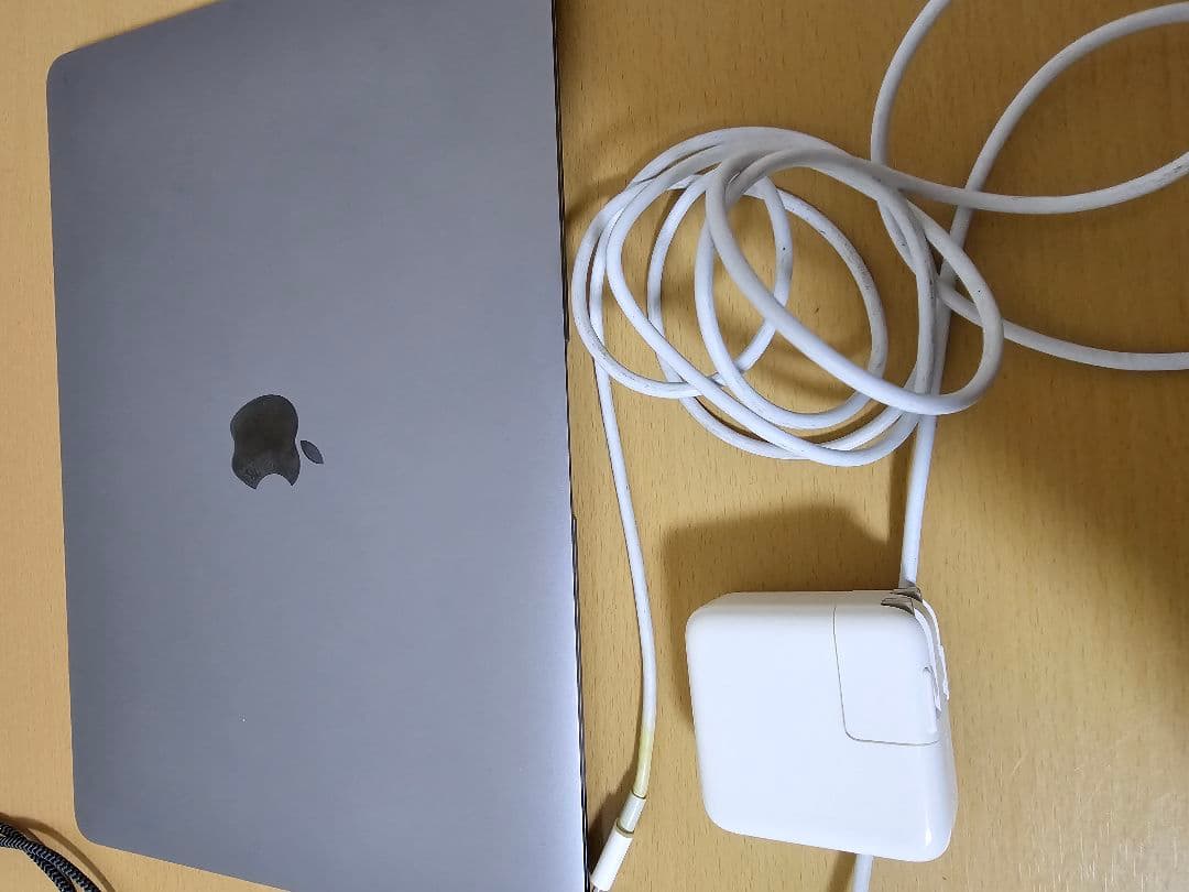 Apple MacBook Air シルバー 美品