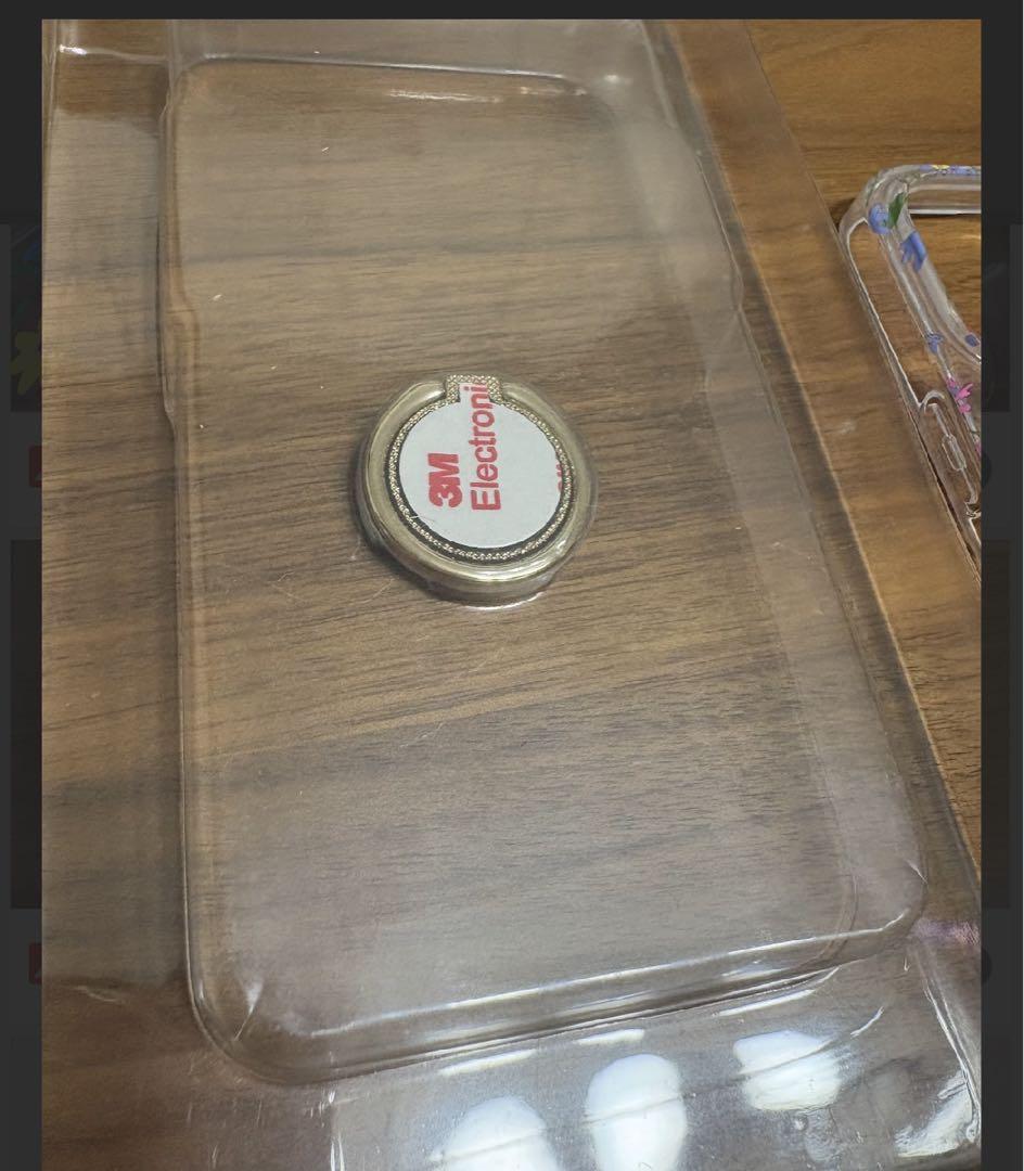 KATE SPADE iPhone14Proスマホリング付属 クリームマルチ1