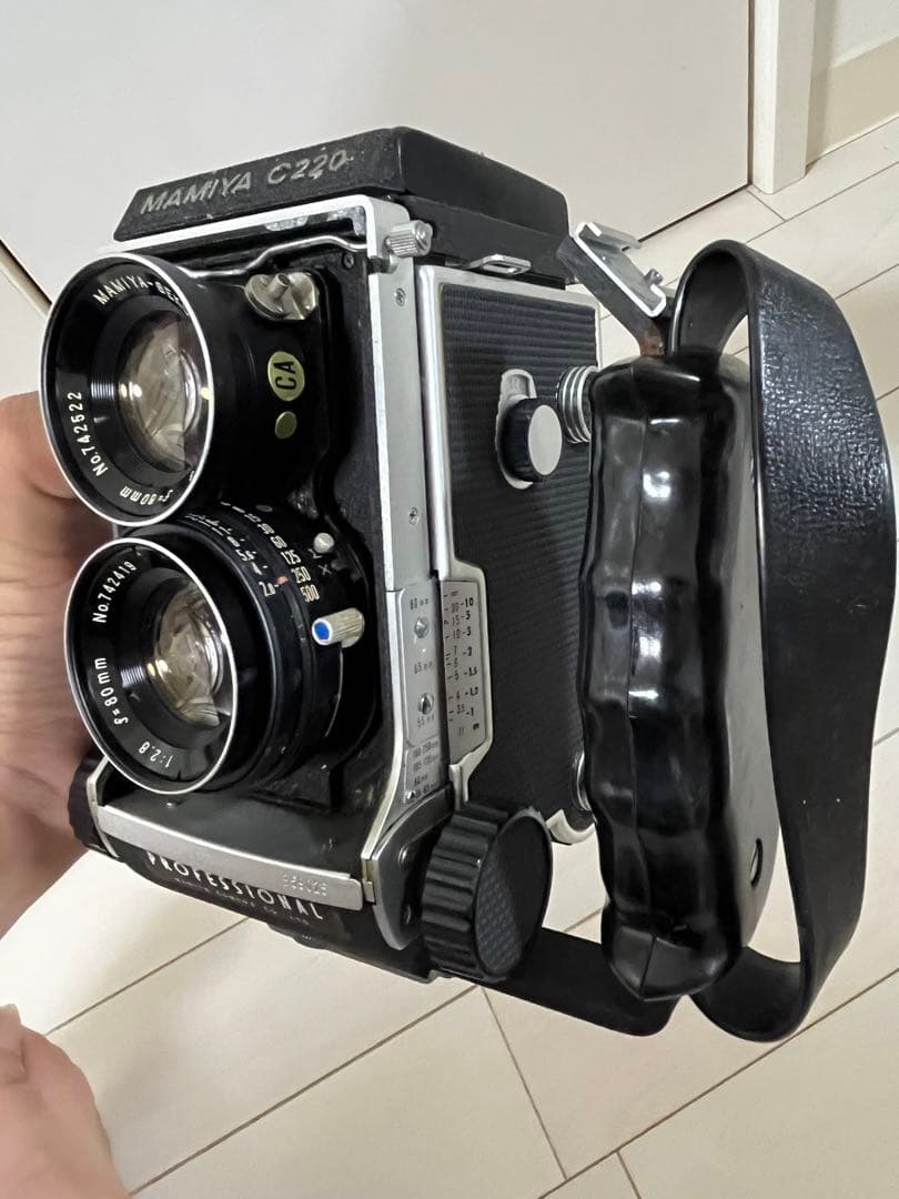 た*り様 MAMIYA C220 PROFESSIONAL 80mm F2.8