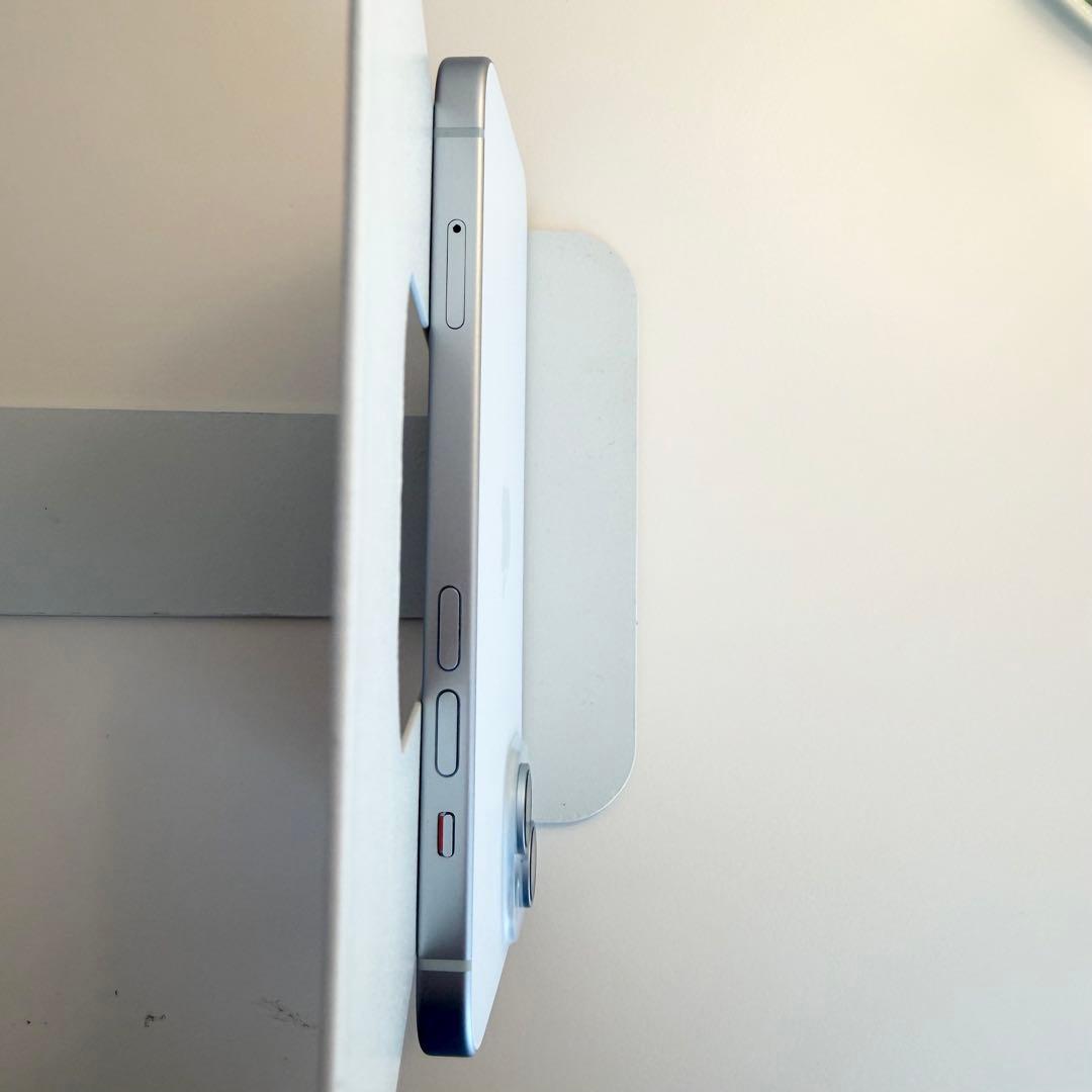 iPhone15 128GB ブルー　美品