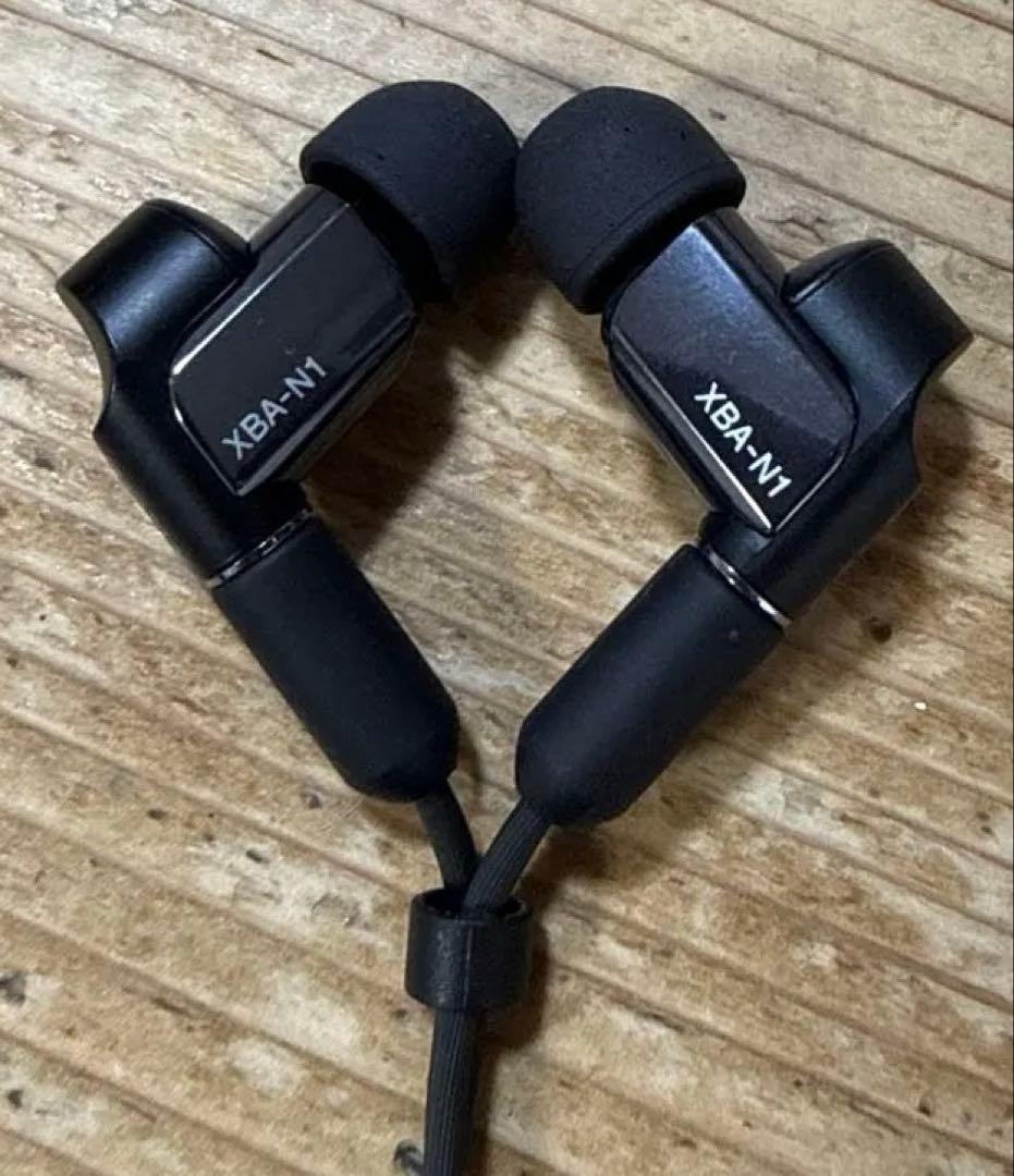 【美品】SONYイヤホン XBA-N1ハイレゾ対応 カナル型 ケーブル着脱式