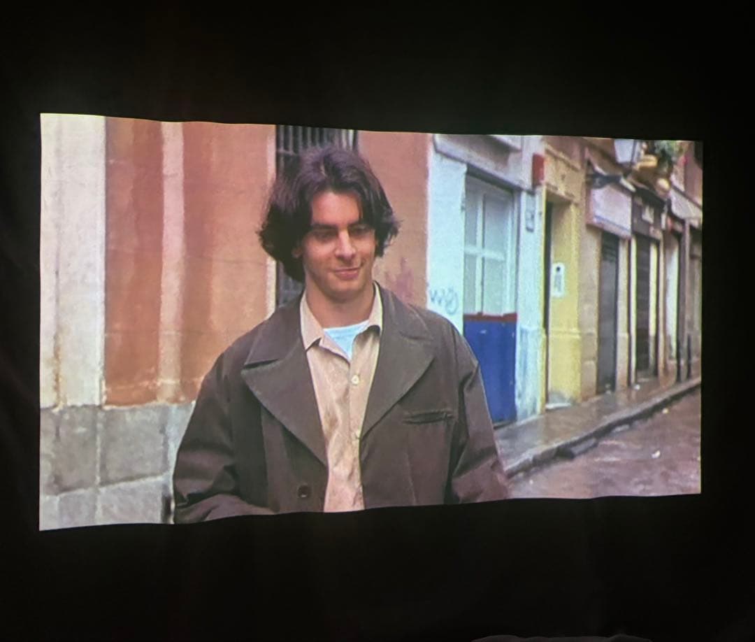 【DVDプレーヤー付】EPSON 3LCDプロジェクター EMP-TWD10